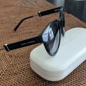 Marc Jacobs Black Sunglasses w/ Original Case